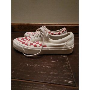 Size Men's 8 Van's Lo Lace up red whit checkerboard ultraCUSHlite Great Preowned